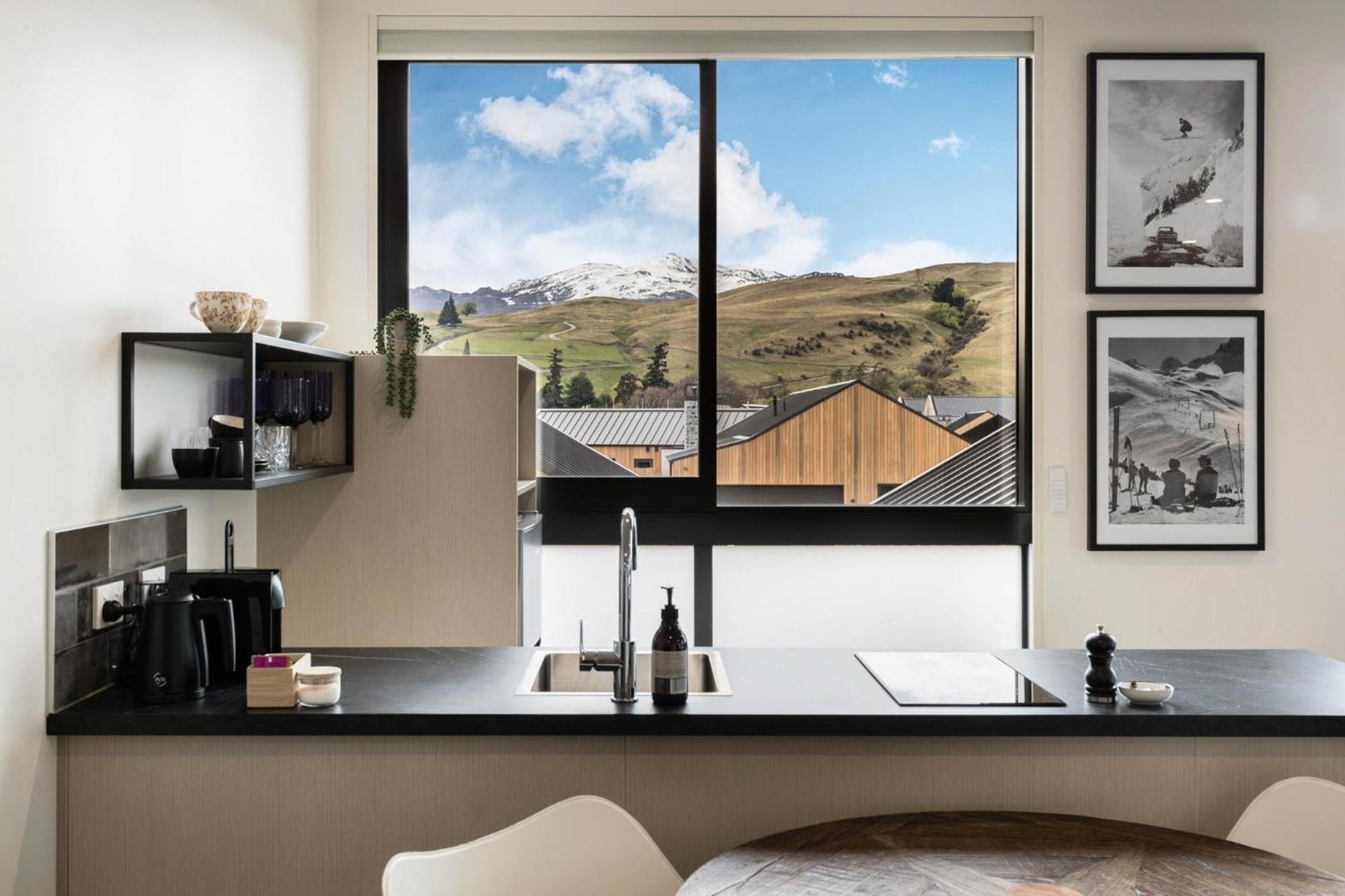 12Th Avenue Suites Distretto di Distretto di Queenstown Esterno foto