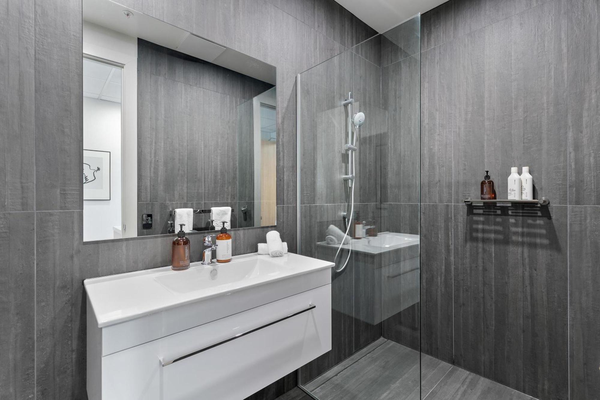 12Th Avenue Suites Distretto di Distretto di Queenstown Esterno foto