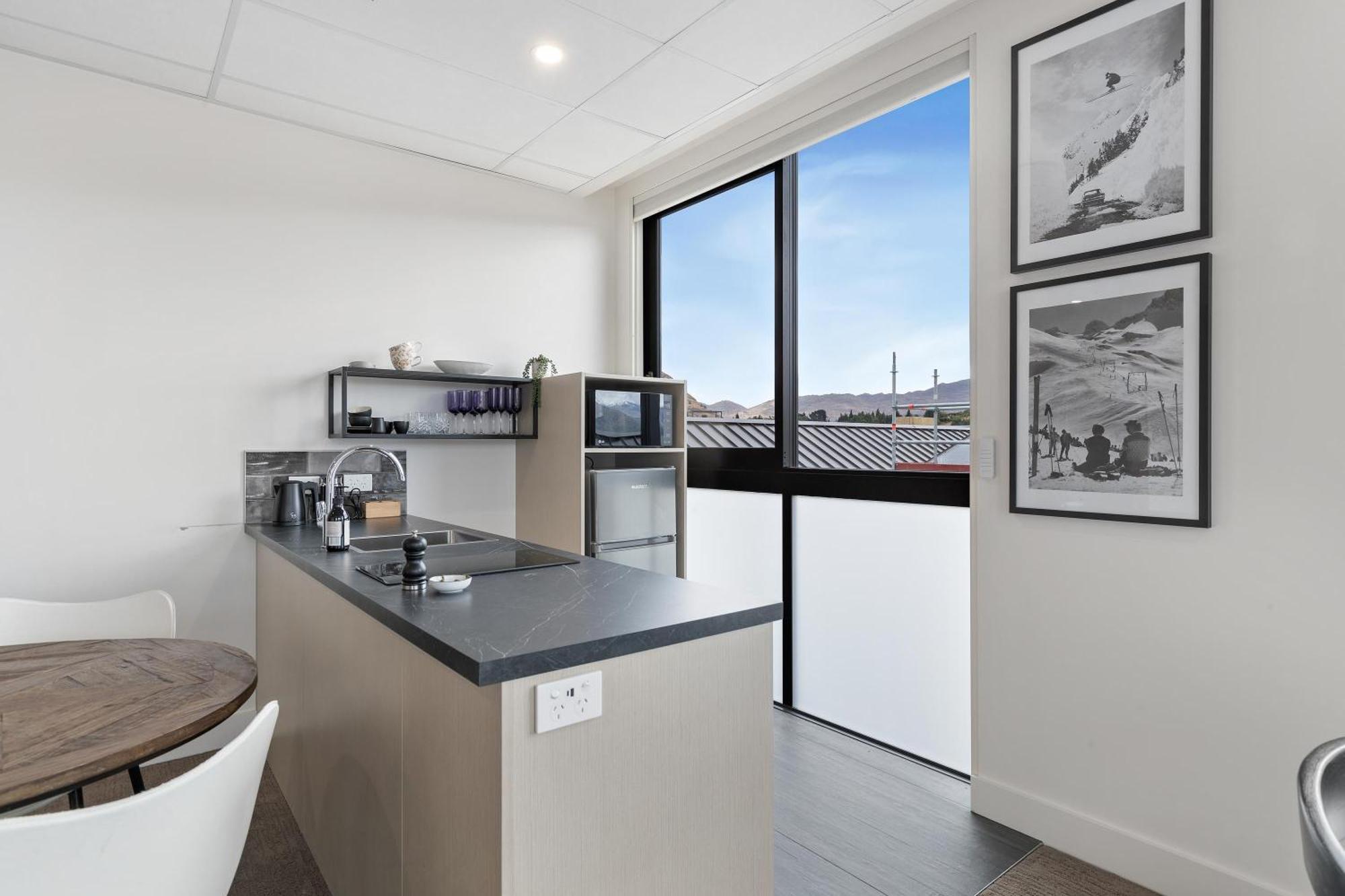 12Th Avenue Suites Distretto di Distretto di Queenstown Esterno foto