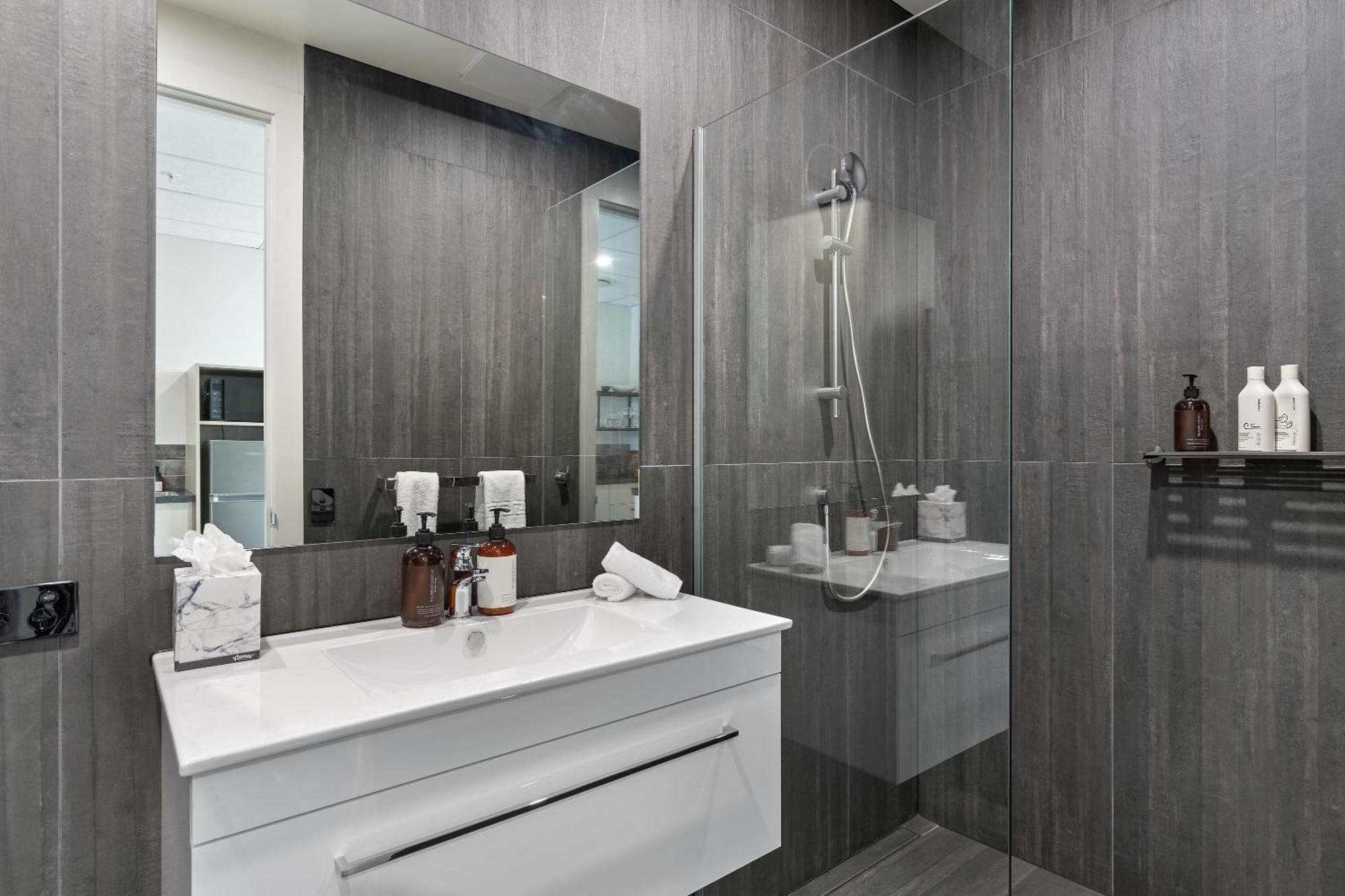 12Th Avenue Suites Distretto di Distretto di Queenstown Esterno foto